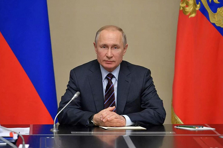 Путин подписал закон о сертификатах электронной подписи