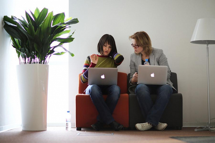 Исследование: ​43% россиян уверены, что карьеру не построить без высшего образования