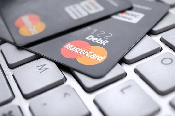 ЦБ отмечает постепенное восстановление деловой активности при росте неопределенности​