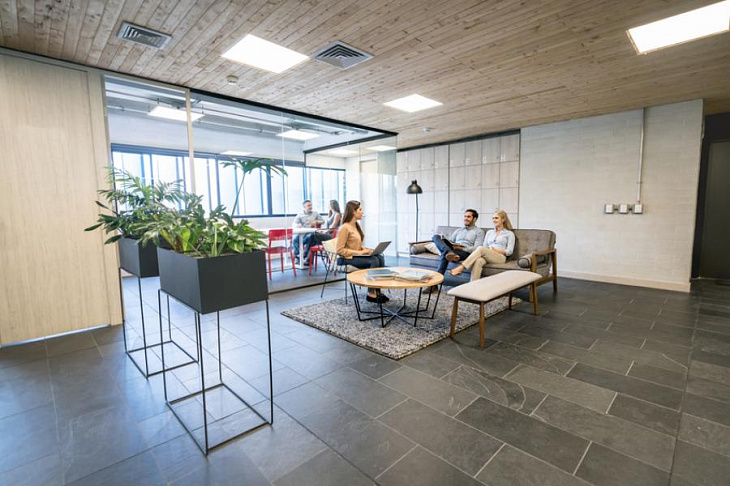 Россияне рассказали, как распоряжаются «лишними» деньгами