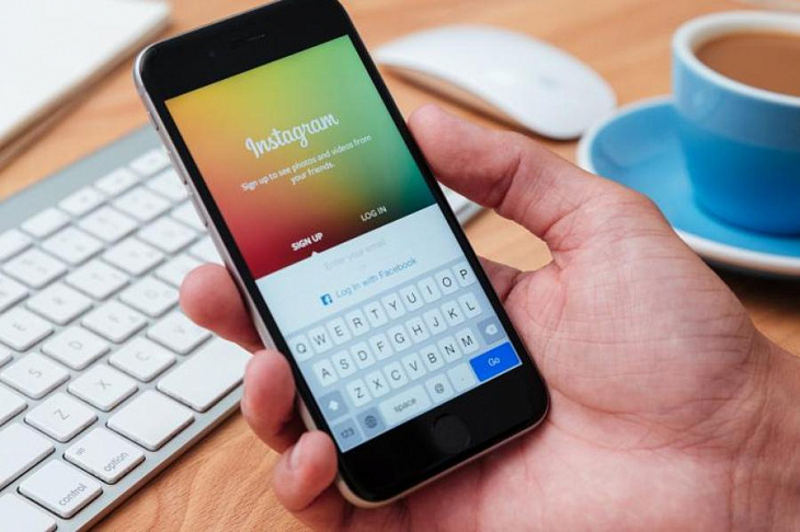 В России пользователи Instagram смогут заказать еду в Stories