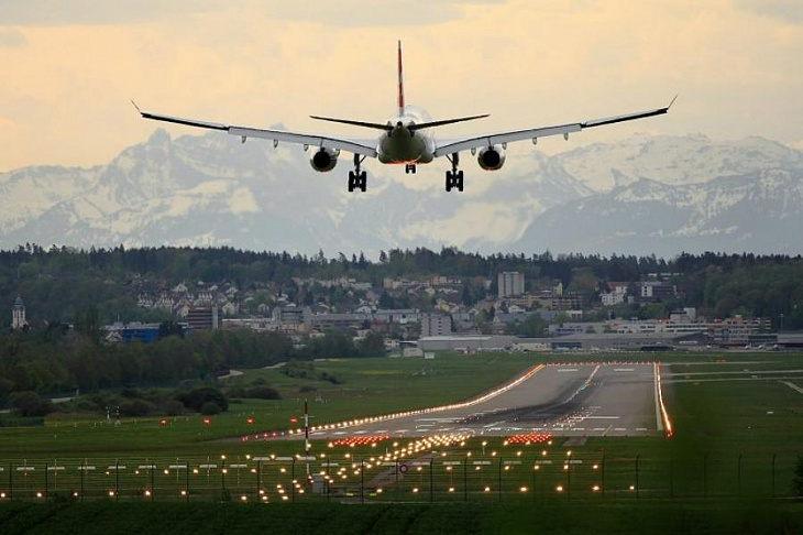 Переболевшим и привитым от ковида россиянам не придется сдавать ПЦР-тест при въезде в РФ