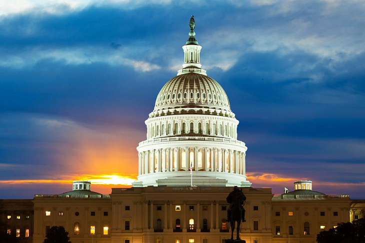 Палата представителей США выделила еще 3 трлн долларов на поддержку экономики