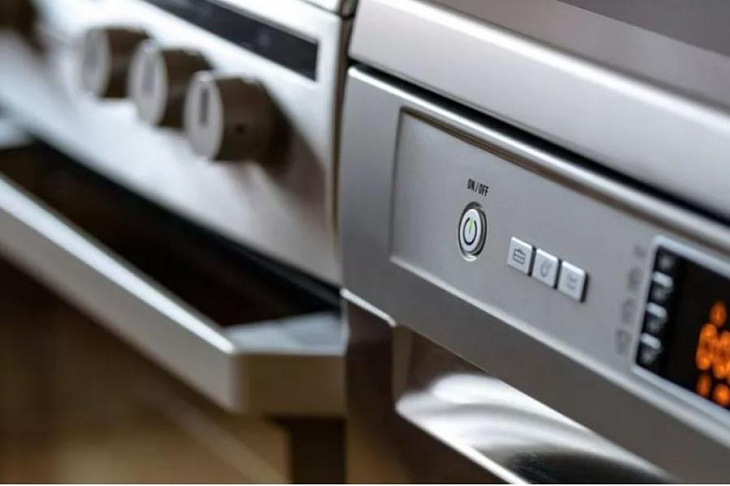 Увлажнители воздуха, хлебопечки и морозилки – на что вырос спрос во время карантина