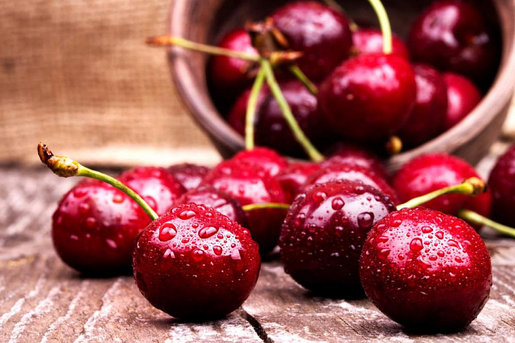 В Роспотребнадзоре рассказали, как правильно выбрать черешню