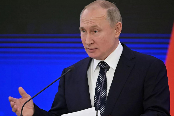 Президент России предложил снизить налоговую нагрузку в IТ-сфере