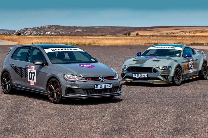 Тюнингованный Ford Mustang сразился в дрэге с гоночным Golf GTI