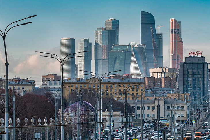 Новые штрафы, Kia K5 и машина Сталлоне. Главные автоновости недели.