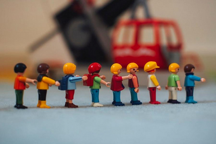 Для подростков и для малышей: что известно про вакцинацию детей от коронавируса