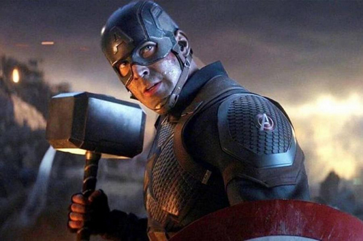 Кевин Файги тоже отверг слухи о возвращении Криса Эванса в MCU