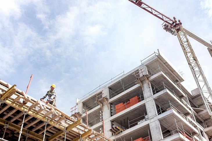 Госдума приняла проект об оперативной достройке проблемных домов