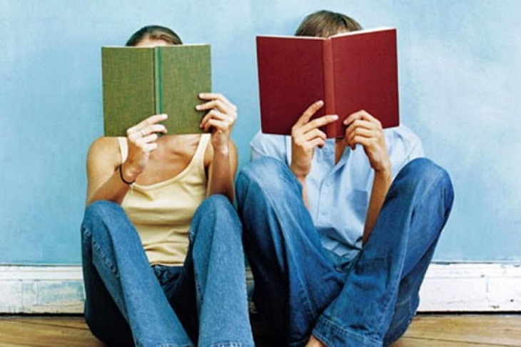 О пользе чтения книг. Почему стоит читать книги?