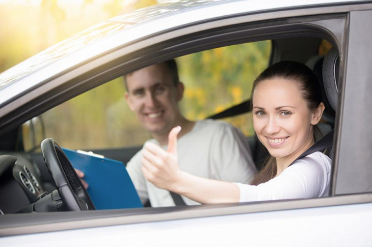 Как выбрать идеальную автошколу?