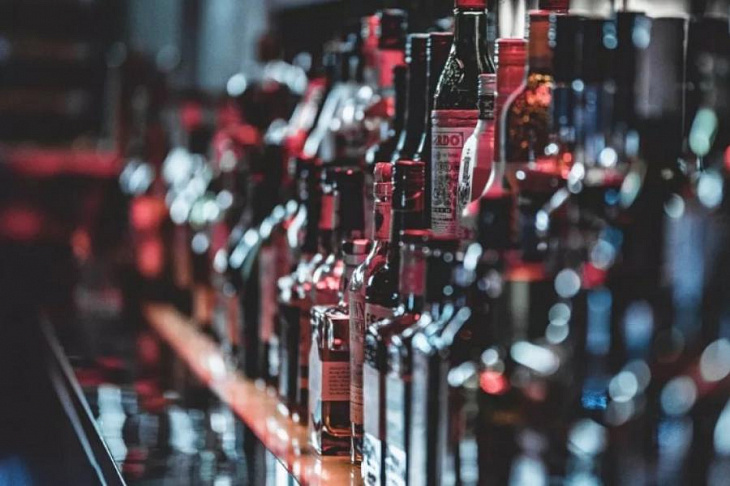 МВД выступило против законопроекта об онлайн-продаже алкоголя