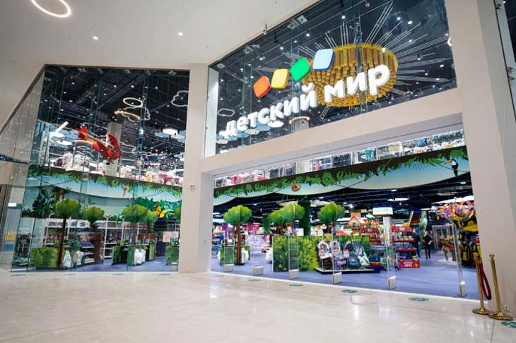«Детский мир» открыл флагманский магазин с интерактивным пространством и сказочными арт-объектами