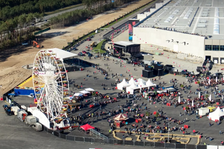 Tesla отказалась от денег Евросоюза и сама достроит Гигафабрику в Берлине