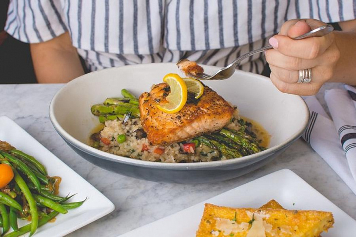 Диетолог рассказал о самых полезных видах рыб