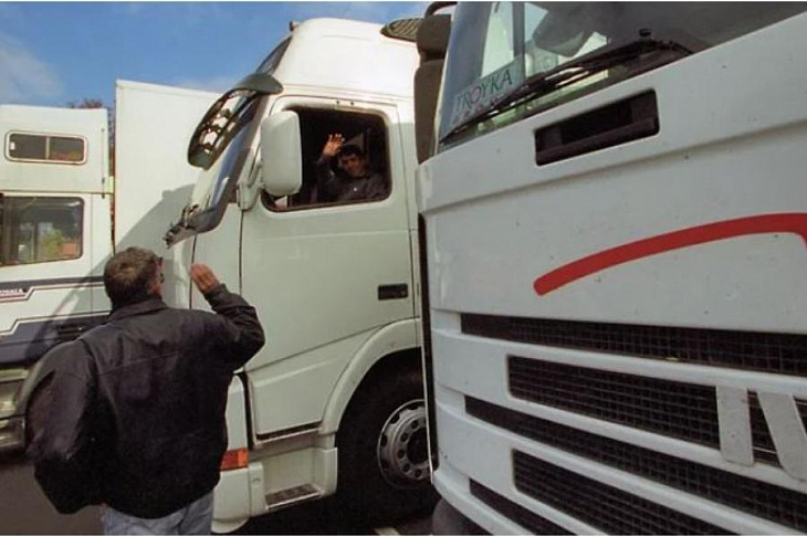 Минтранс вставляет иностранцам штрафы в колеса