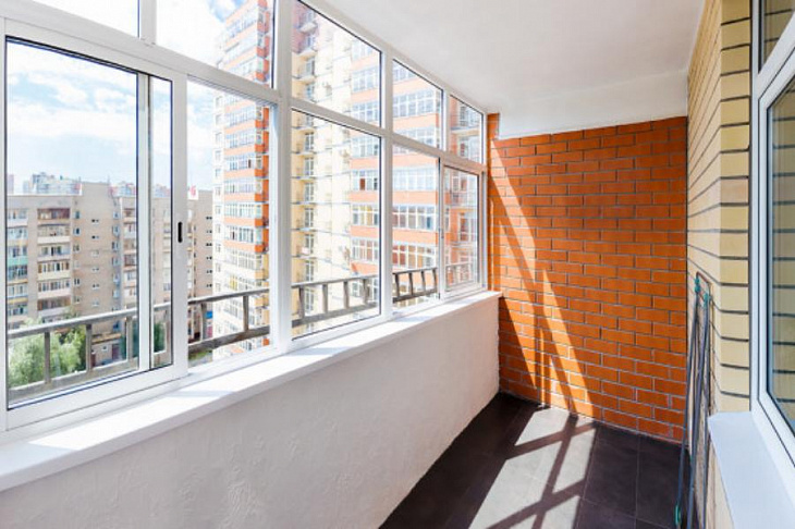 Обустройство лоджии: популярные идеи и как их реализовать 