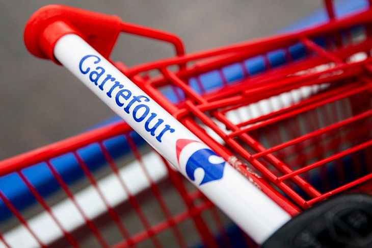 Auchan не отказывается от попыток поглотить Carrefour