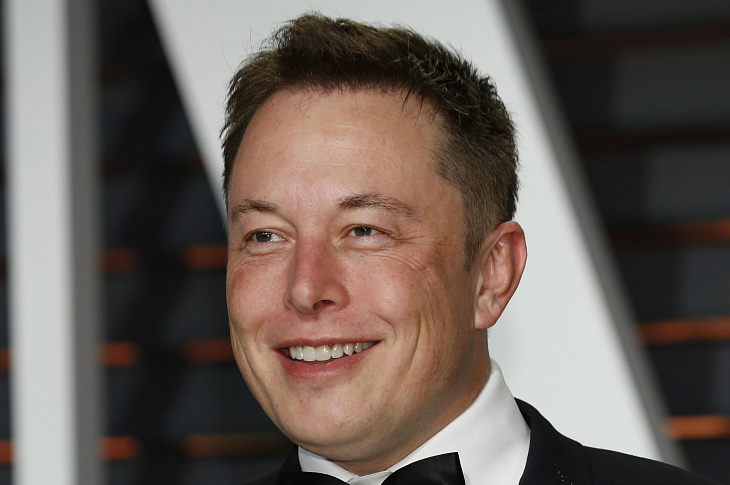 Илон Маск стал третьим по богатству человеком в мире, обогнав Цукерберга