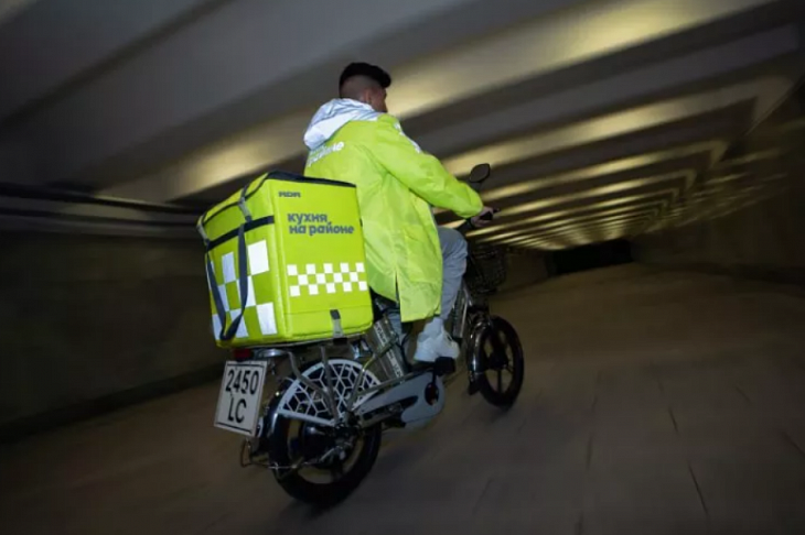 «Кухня на районе» запустила прачечную «Вошингтон» для курьеров