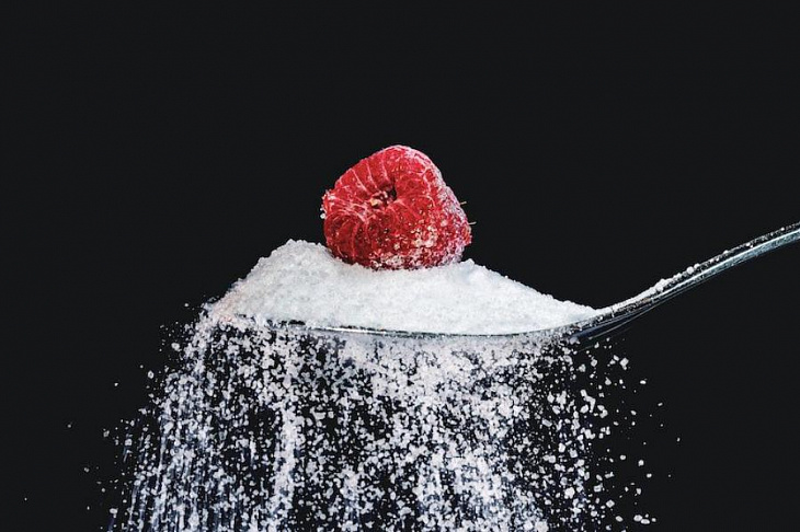 С чем их едят: какие бывают заменители сахара и вредны ли они