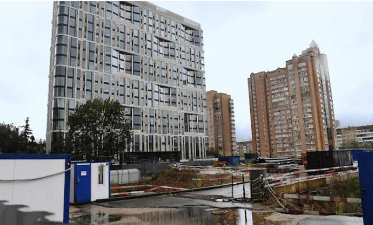 Hutton вышел на связь со «Спутником»