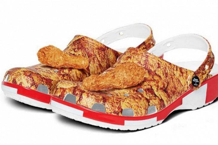 KFC и Crocs выпустили коллекцию обуви с запахом курочки