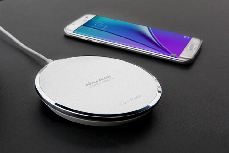 Что такое беспроводная зарядка и как она работает?