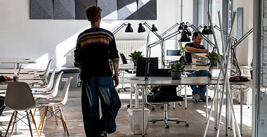 Как коворкинги потеряли выручку, но переманили клиентов бизнес-центров