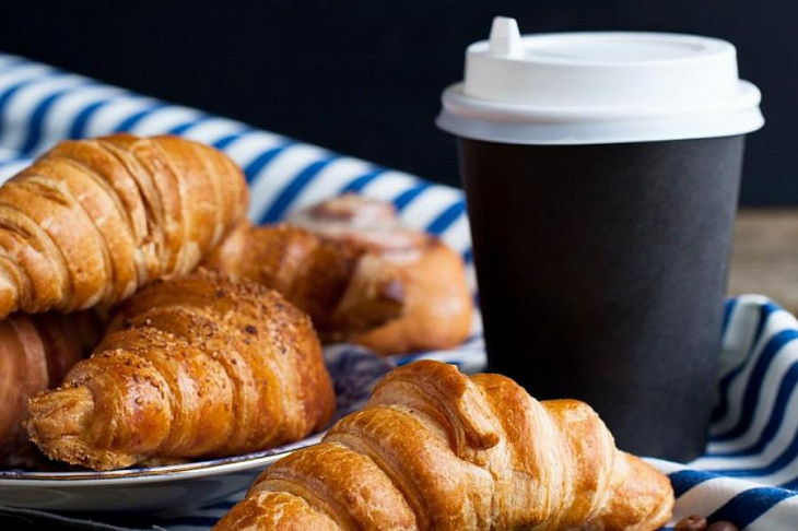 Названы мешающие похудеть ошибки во время завтрака