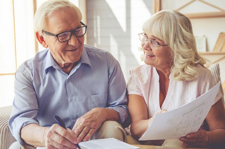 Прописка в Москве или Подмосковье: где выгоднее жить пенсионеру.