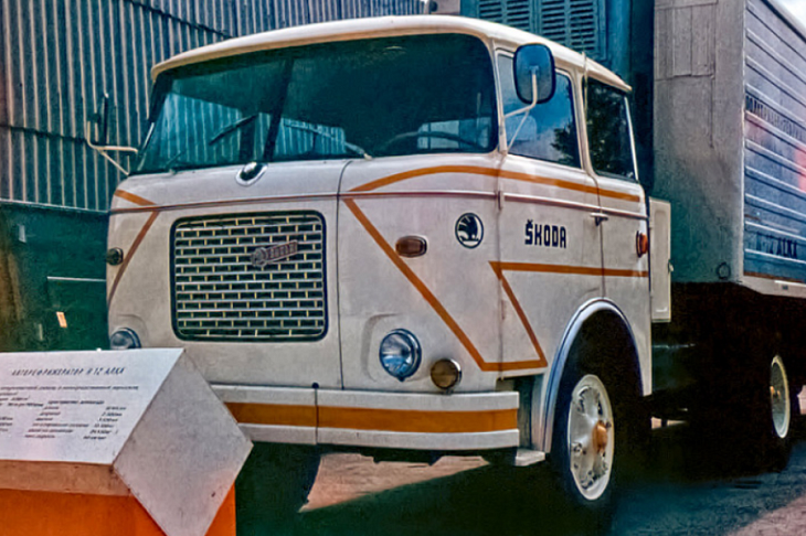 Самые доступные иномарки в СССР — грузовики, конечно!