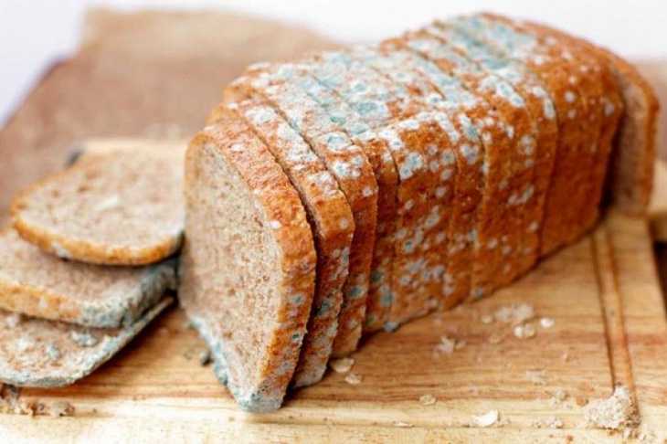 Что будет, если съесть продукты с плесенью