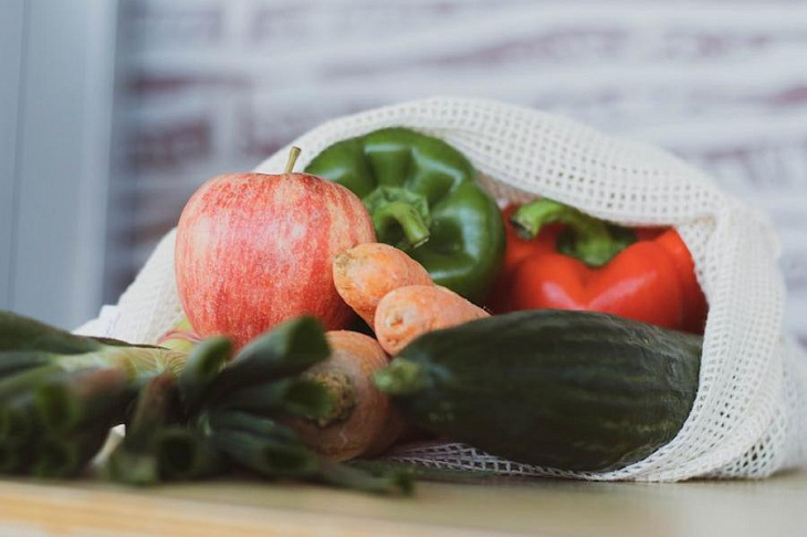 Вегетарианцы или мясоеды: кто здоровее и почему