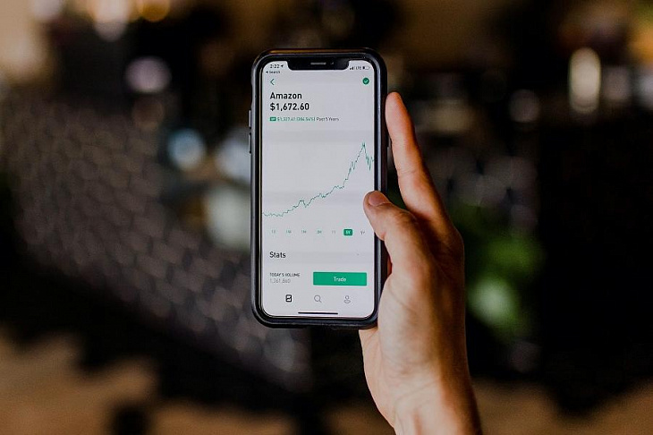 Пять переоцененных акций на фондовом рынке США: от Tesla до Zoom