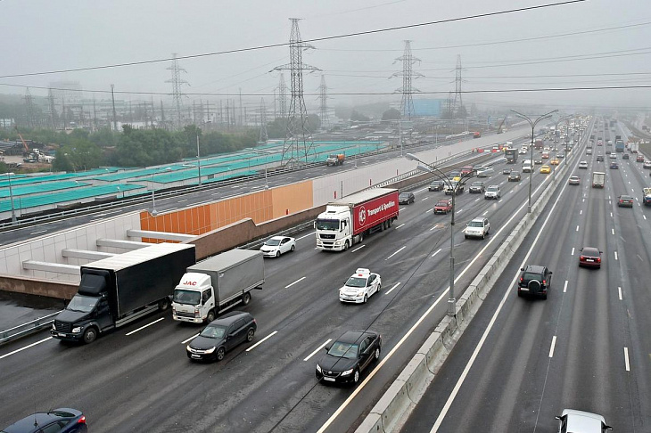 Новые штрафы ГИБДД, Lada Vesta 2022 и другое. Автоновости недели 