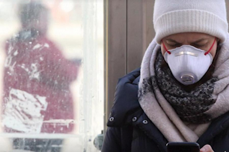 Смартфон назвали потенциальным источником заражения коронавирусом