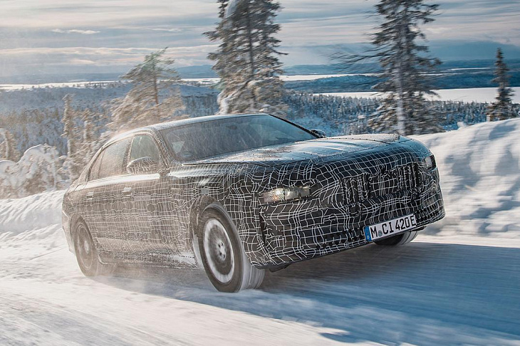 BMW начала испытания нового седана у Полярного круга. Фото 