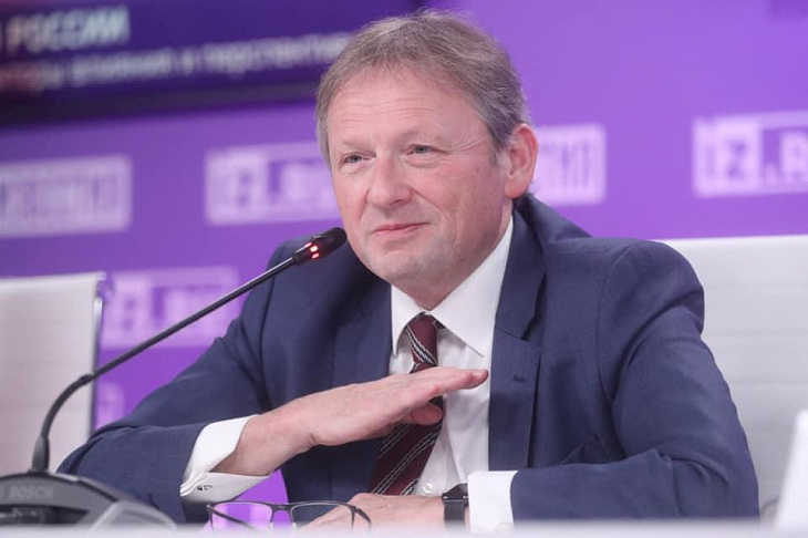 Титов предложил снизить комиссию за эквайринг до 1% во всех сферах торговли