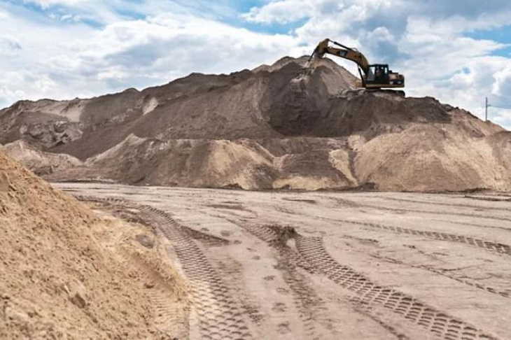 Бульдозеры встают на гусеницы