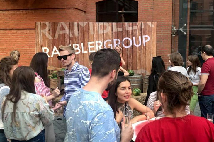 Сбербанк объявил о получении контроля над Rambler Group