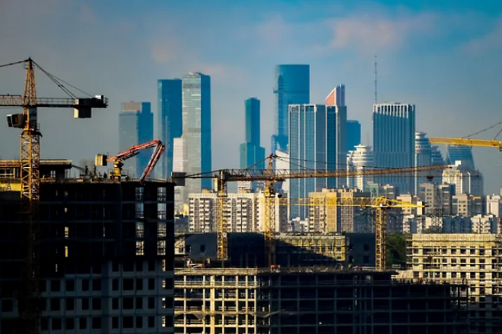 На продаже жилья больше всего заработали девелоперы Москвы и Петербурга