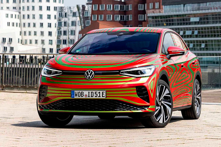 Тотальные проверки водителей, Tesla без руля и другое. Автоновости дня