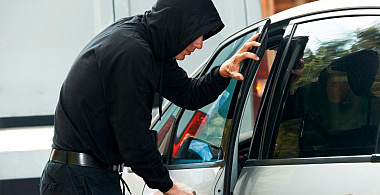 Страховщики рассказали о мошенниках, которые угоняют машины сами у себя