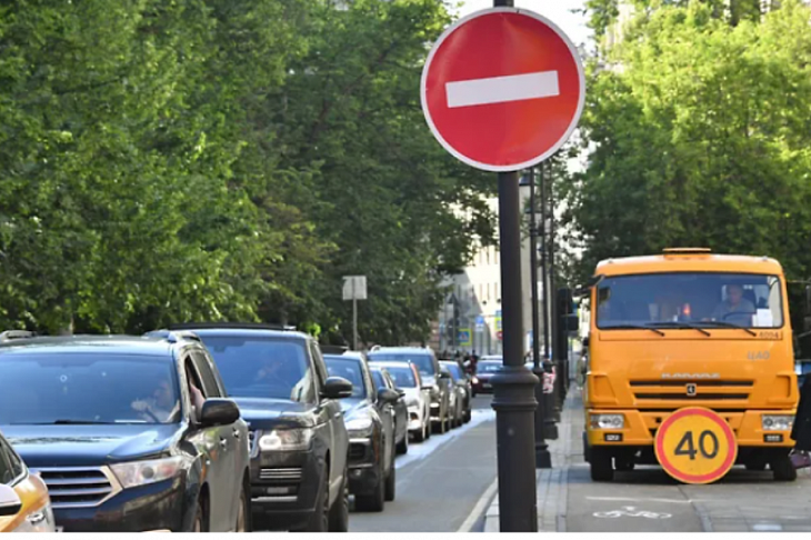 Патриаршие пруды оградятся от автомобилистов