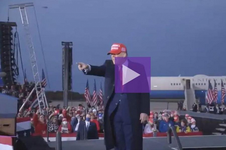 Соцсеть Трампа привлекла инвестиции на $1 млрд