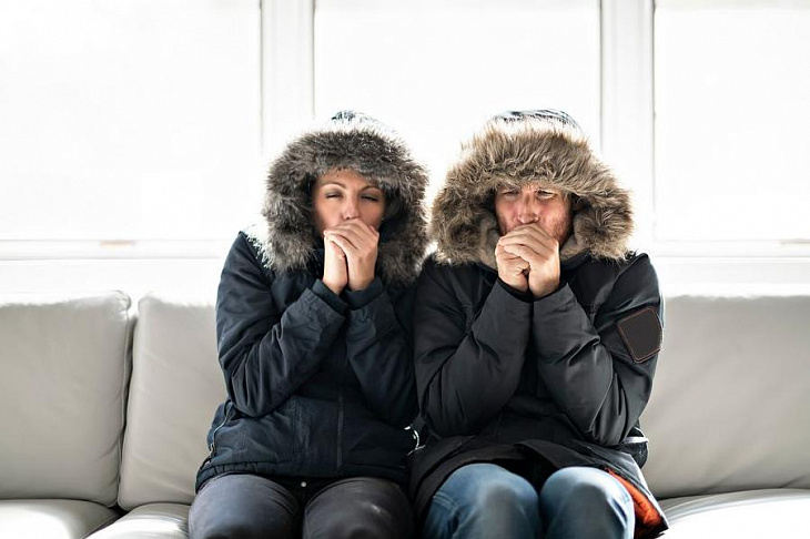 В Москве включили отопление во всех жилых домах и социальных учреждениях.