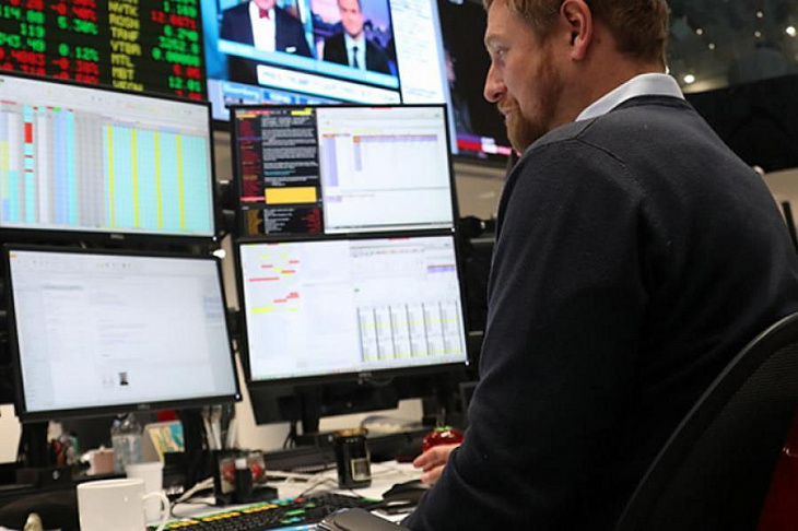 Зарубежным банкам запретили продавать российские активы